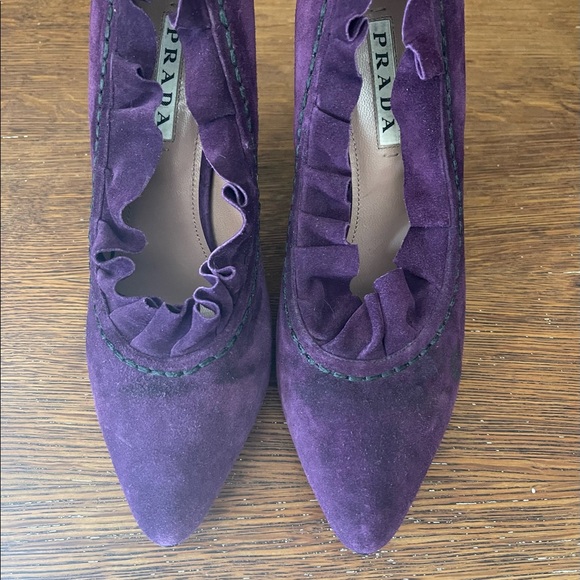 Suede Prada heels - Picture 3 of 8